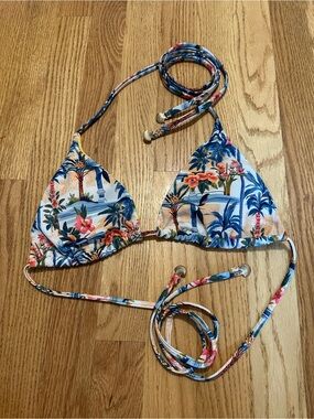 Escape to Paradise Tropical Floral Triangle String Bikini Top - Blue & Peach